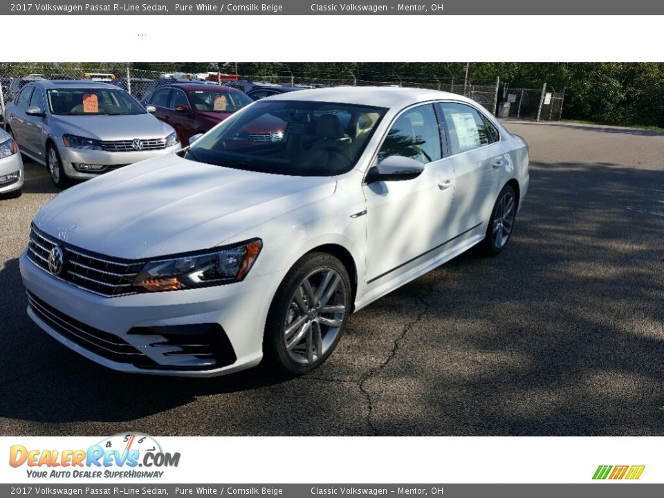 Front 3/4 View of 2017 Volkswagen Passat R-Line Sedan Photo #2