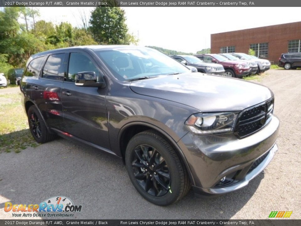 Front 3/4 View of 2017 Dodge Durango R/T AWD Photo #11