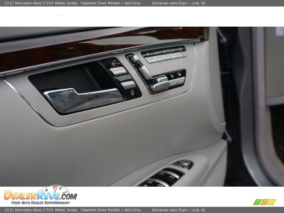 2012 Mercedes-Benz S 550 4Matic Sedan Paladium Silver Metallic / Ash/Grey Photo #19