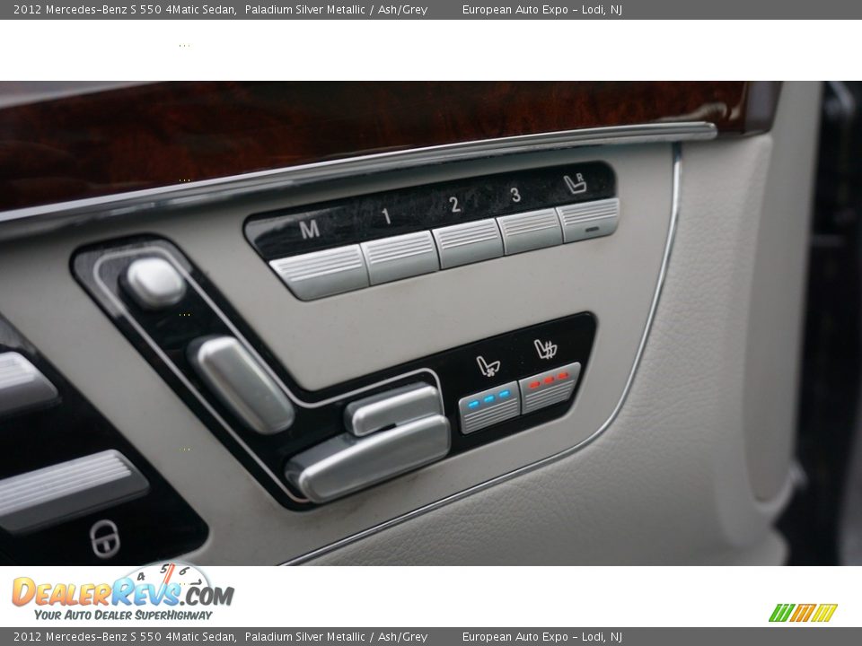 2012 Mercedes-Benz S 550 4Matic Sedan Paladium Silver Metallic / Ash/Grey Photo #20