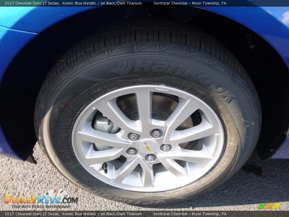2017 Chevrolet Sonic LT Sedan Kinetic Blue Metallic / Jet Black/Dark Titanium Photo #9