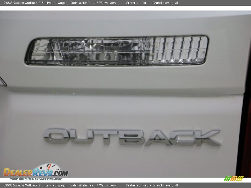 2008 Subaru Outback 2.5i Limited Wagon Satin White Pearl / Warm Ivory Photo #25