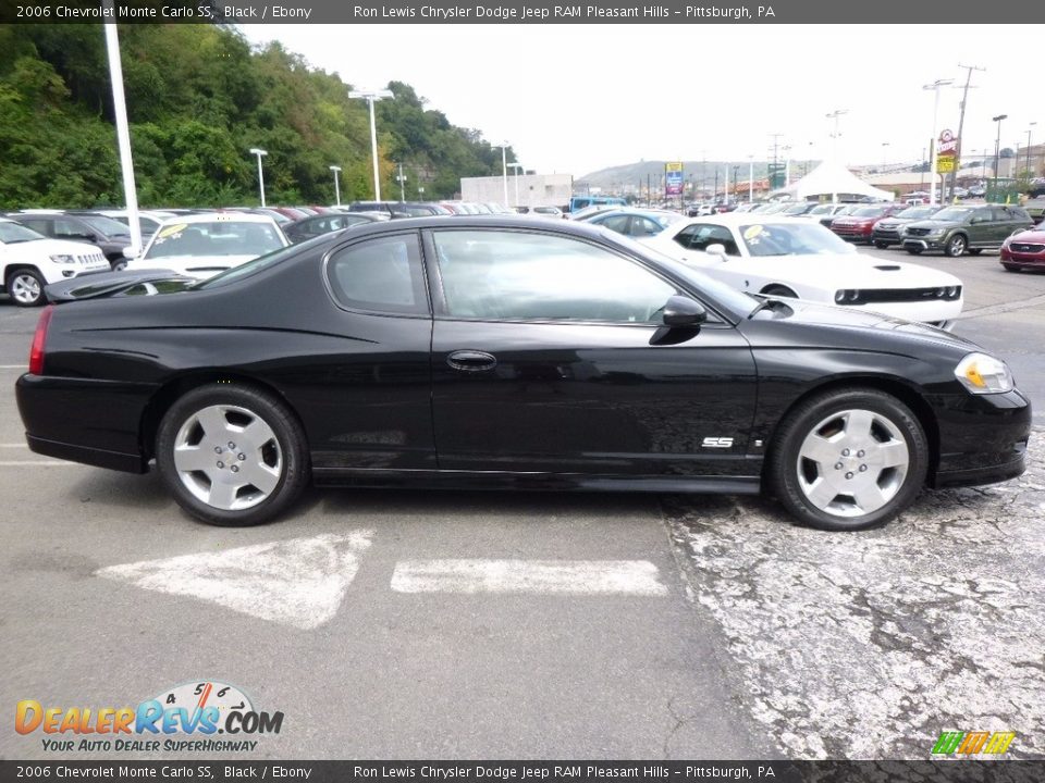 2006 Chevrolet Monte Carlo SS Black / Ebony Photo #5