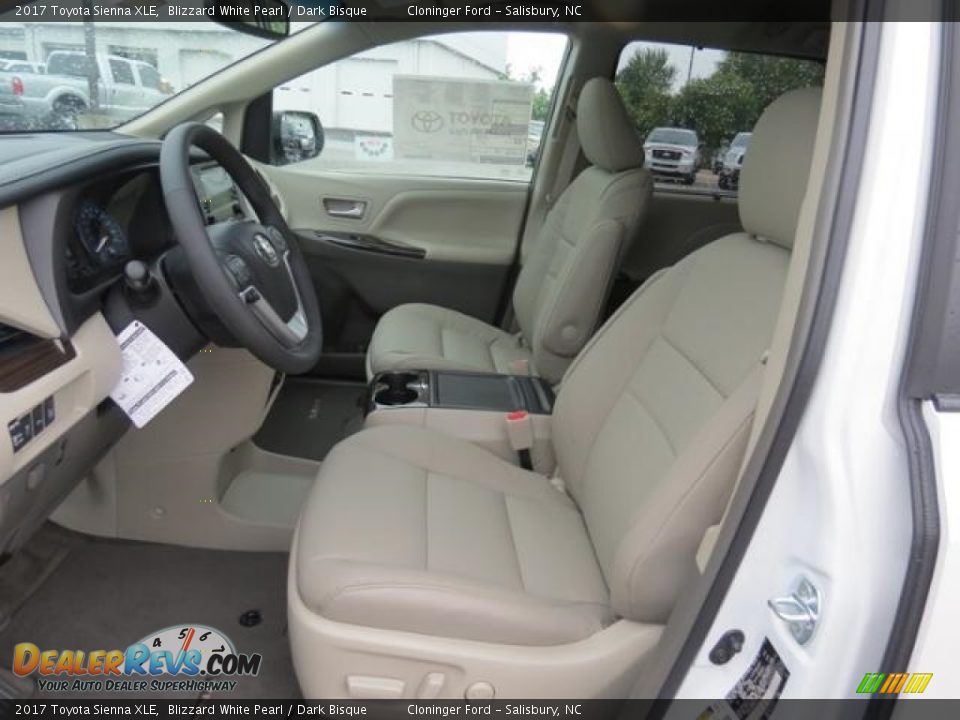 Front Seat of 2017 Toyota Sienna XLE Photo #9