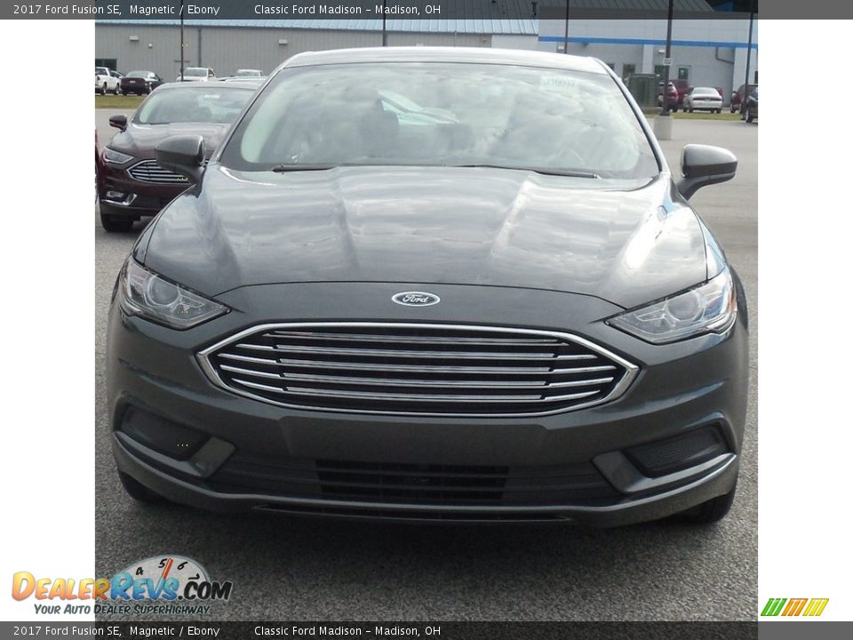 2017 Ford Fusion SE Magnetic / Ebony Photo #2