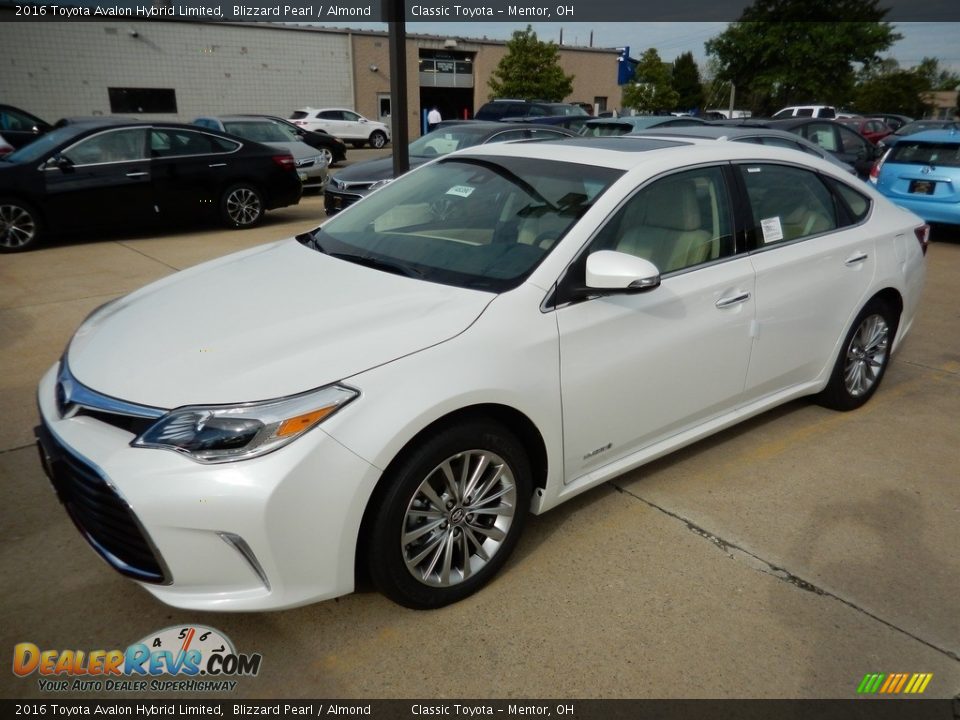 2016 Toyota Avalon Hybrid Limited Blizzard Pearl / Almond Photo #1