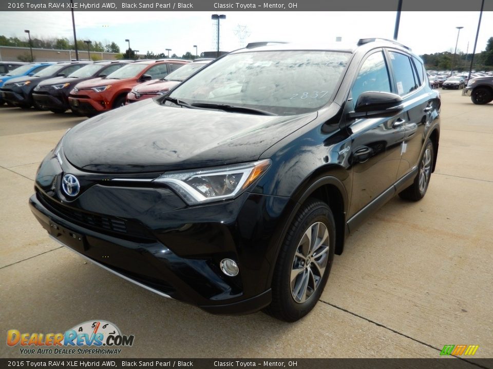 2016 Toyota RAV4 XLE Hybrid AWD Black Sand Pearl / Black Photo #2