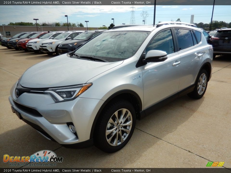 Front 3/4 View of 2016 Toyota RAV4 Limited Hybrid AWD Photo #1