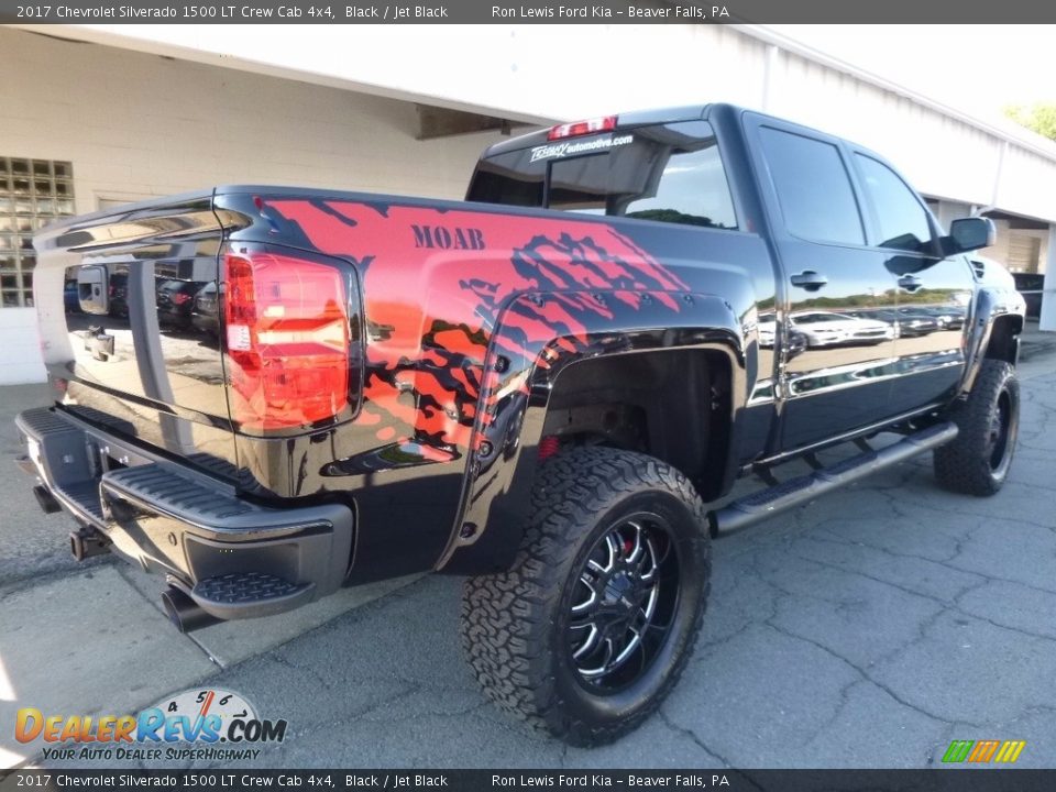 2017 Chevrolet Silverado 1500 LT Crew Cab 4x4 Black / Jet Black Photo #2