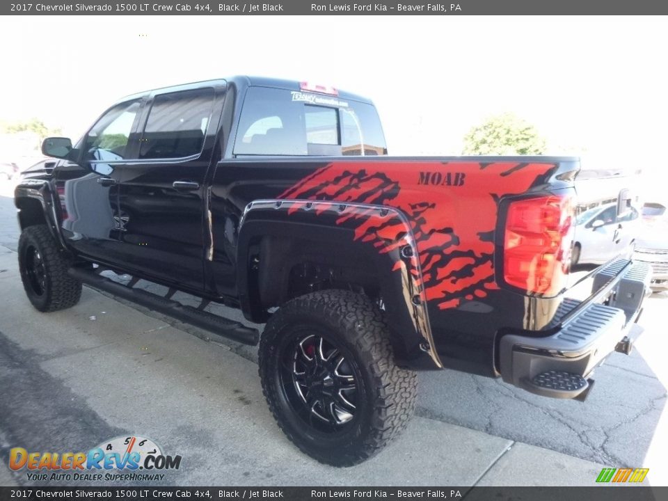 2017 Chevrolet Silverado 1500 LT Crew Cab 4x4 Black / Jet Black Photo #4