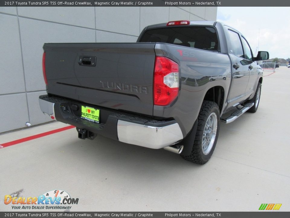 2017 Toyota Tundra SR5 TSS Off-Road CrewMax Magnetic Gray Metallic / Graphite Photo #4