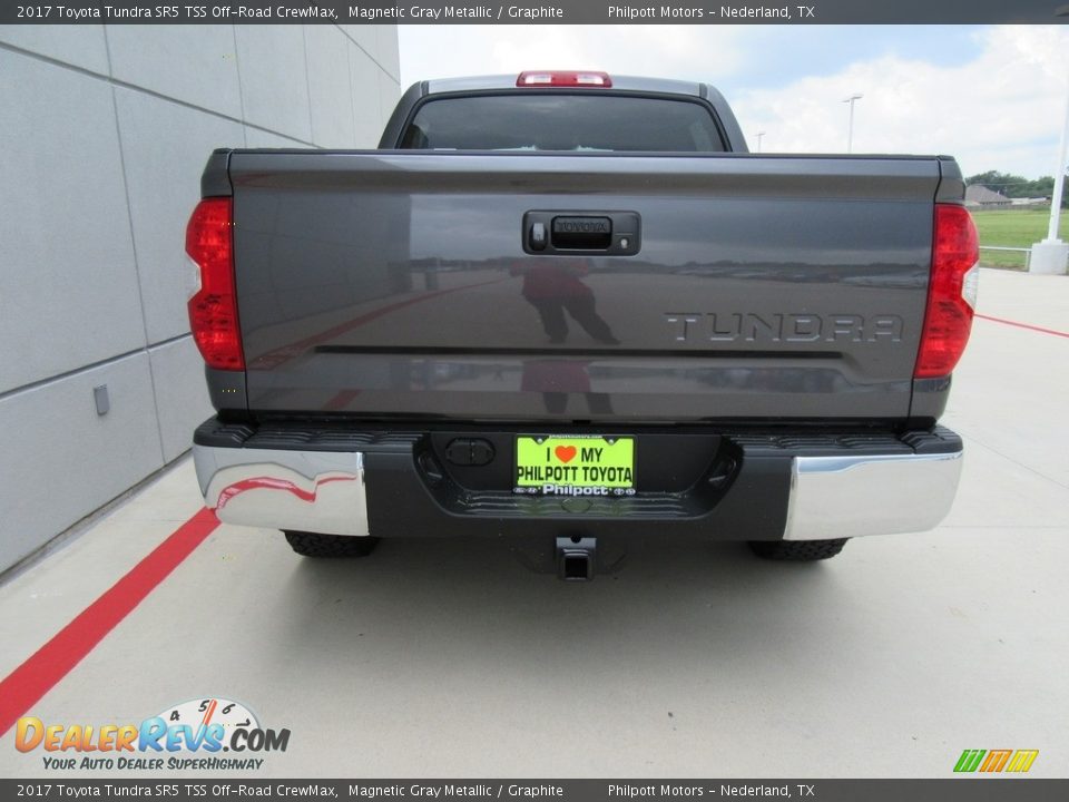 2017 Toyota Tundra SR5 TSS Off-Road CrewMax Magnetic Gray Metallic / Graphite Photo #5