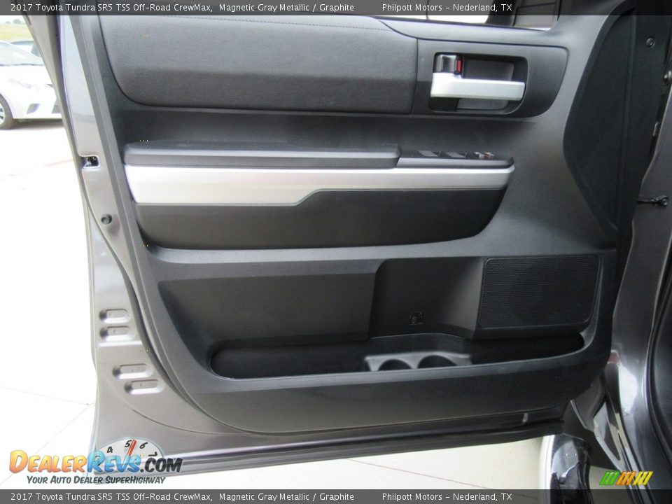2017 Toyota Tundra SR5 TSS Off-Road CrewMax Magnetic Gray Metallic / Graphite Photo #21