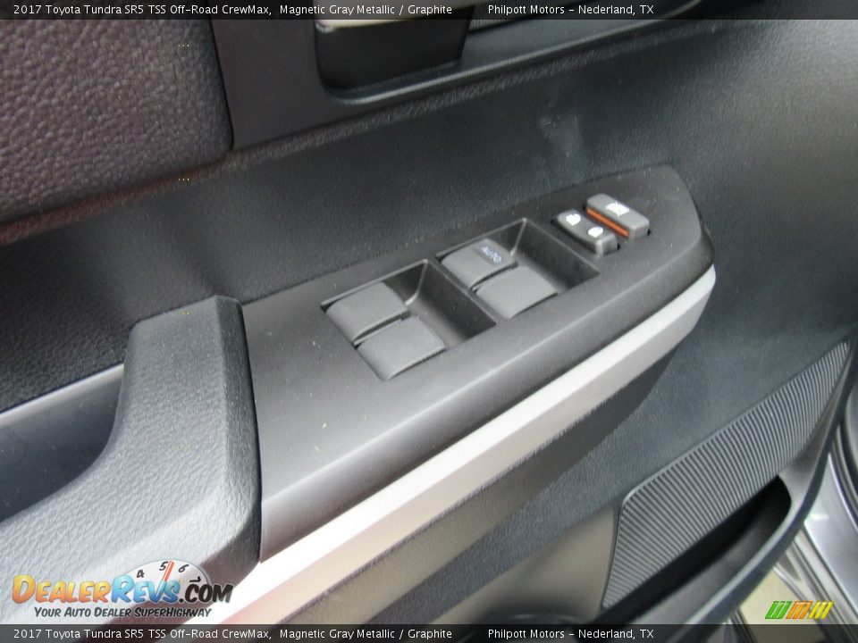 2017 Toyota Tundra SR5 TSS Off-Road CrewMax Magnetic Gray Metallic / Graphite Photo #22