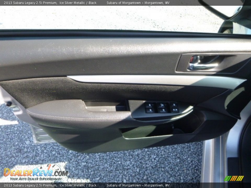 2013 Subaru Legacy 2.5i Premium Ice Silver Metallic / Black Photo #15