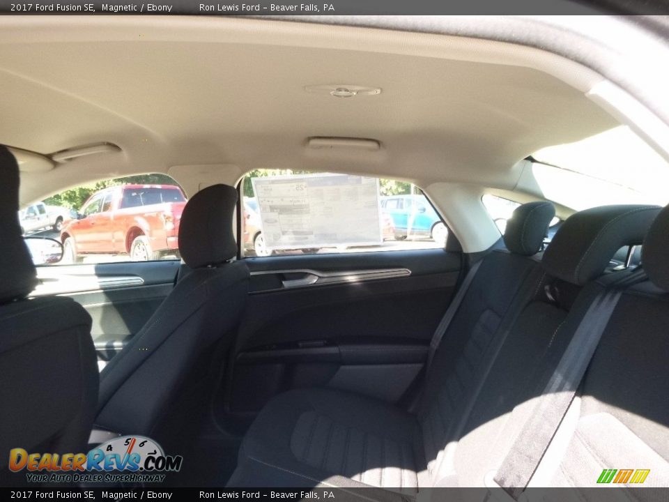 2017 Ford Fusion SE Magnetic / Ebony Photo #12
