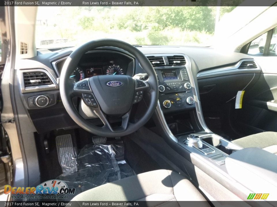 2017 Ford Fusion SE Magnetic / Ebony Photo #13