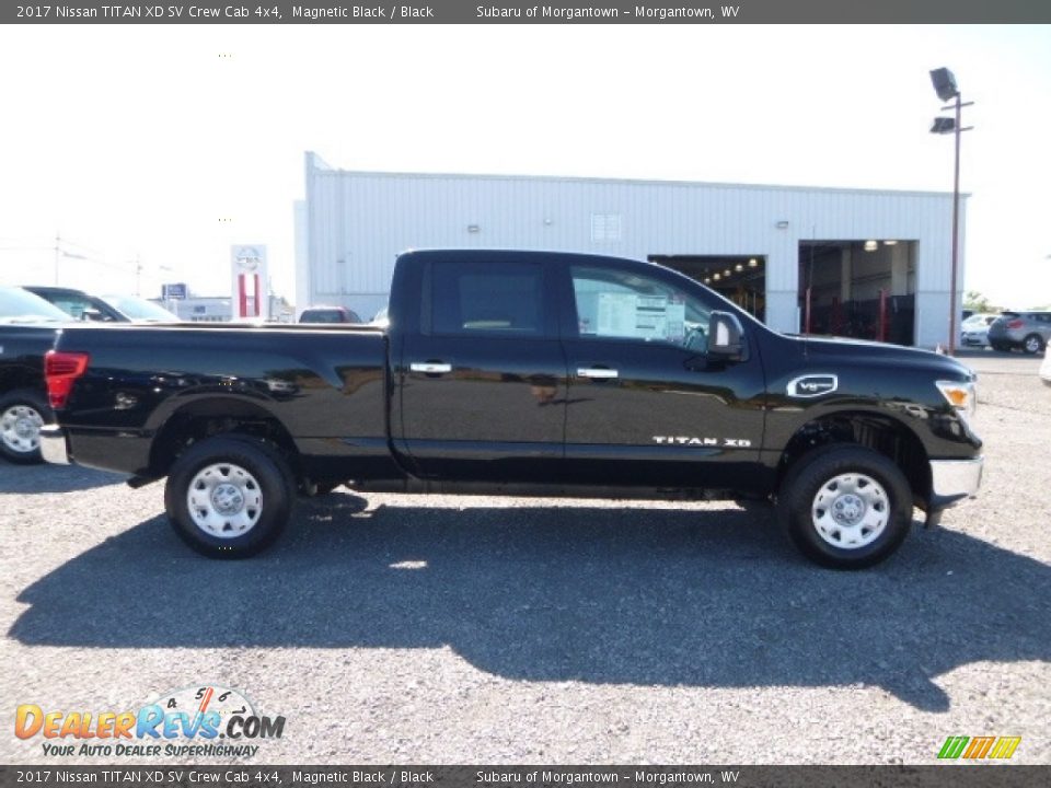 2017 Nissan TITAN XD SV Crew Cab 4x4 Magnetic Black / Black Photo #8