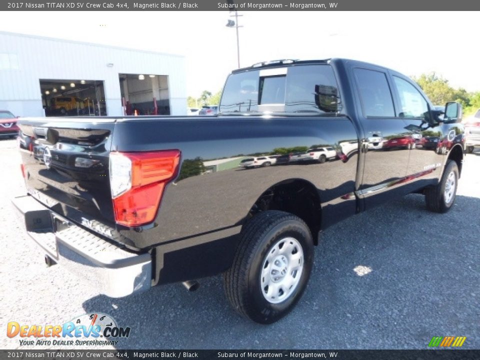 2017 Nissan TITAN XD SV Crew Cab 4x4 Magnetic Black / Black Photo #9
