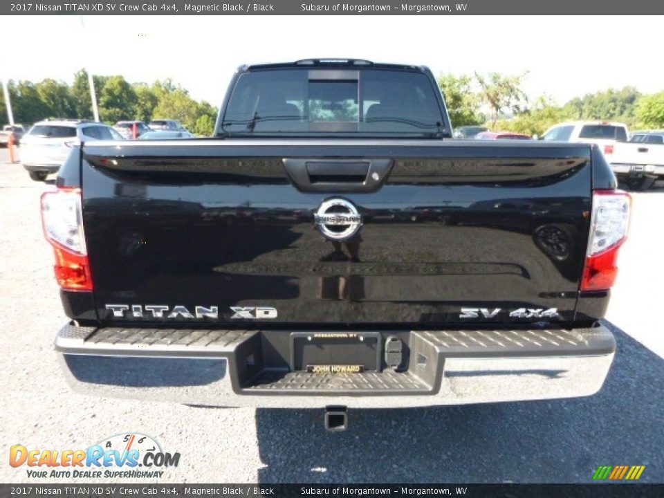 2017 Nissan TITAN XD SV Crew Cab 4x4 Magnetic Black / Black Photo #10