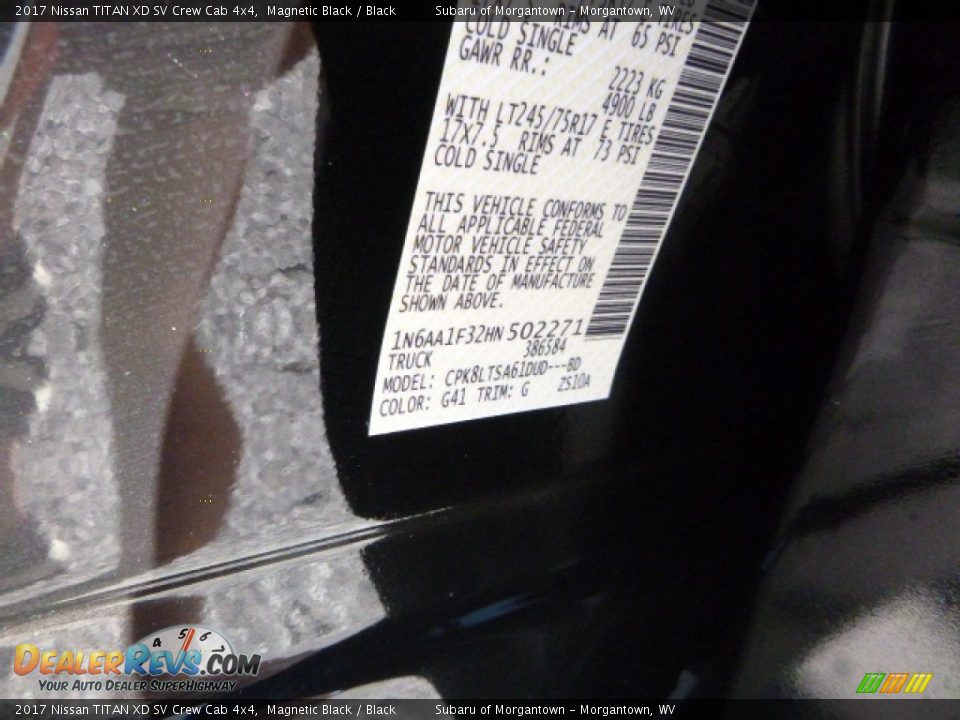 2017 Nissan TITAN XD SV Crew Cab 4x4 Magnetic Black / Black Photo #17