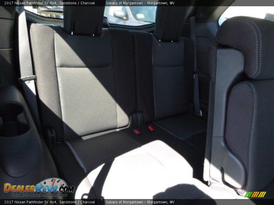 2017 Nissan Pathfinder SV 4x4 Sandstone / Charcoal Photo #6