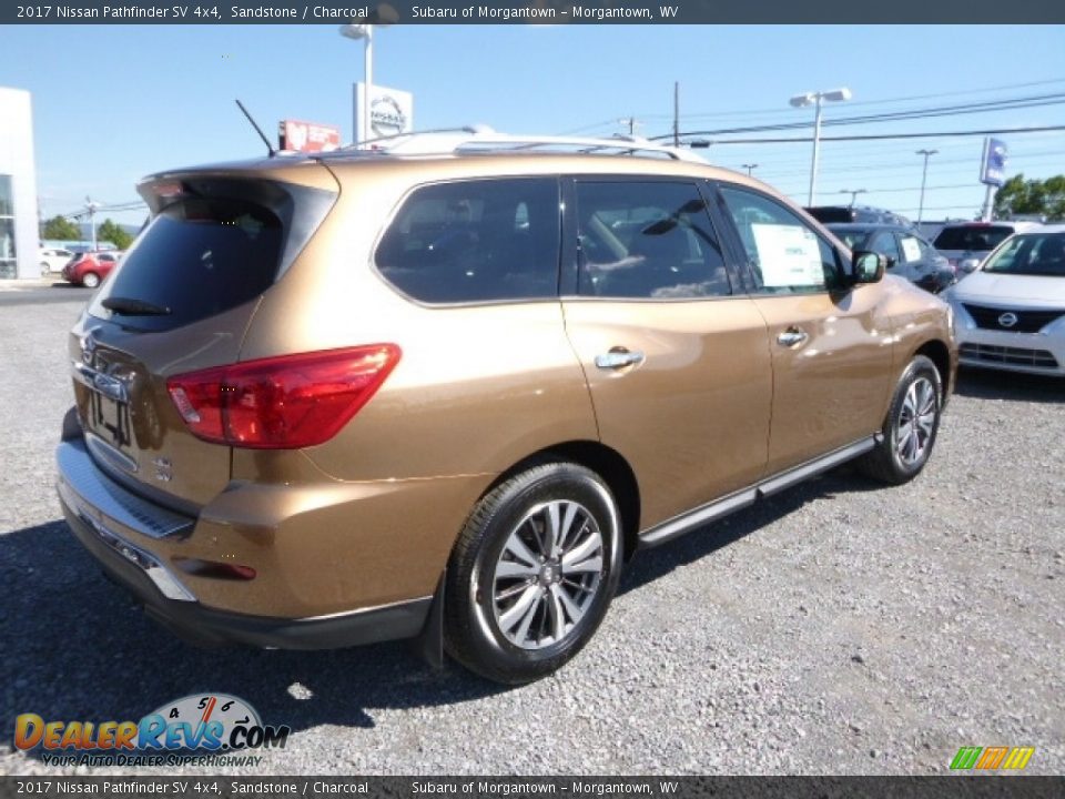 2017 Nissan Pathfinder SV 4x4 Sandstone / Charcoal Photo #7