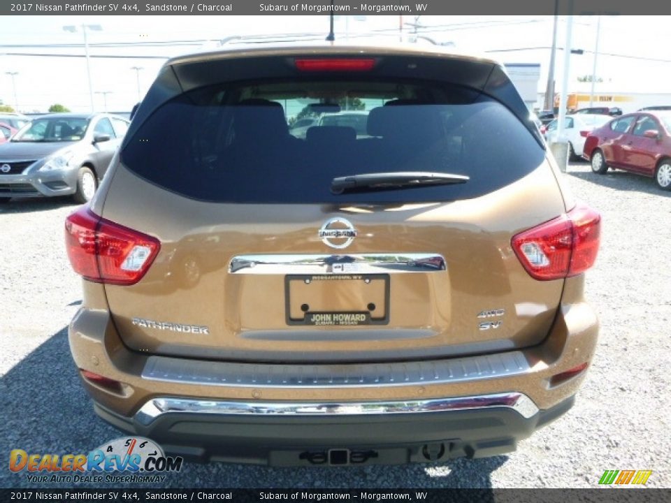 2017 Nissan Pathfinder SV 4x4 Sandstone / Charcoal Photo #8