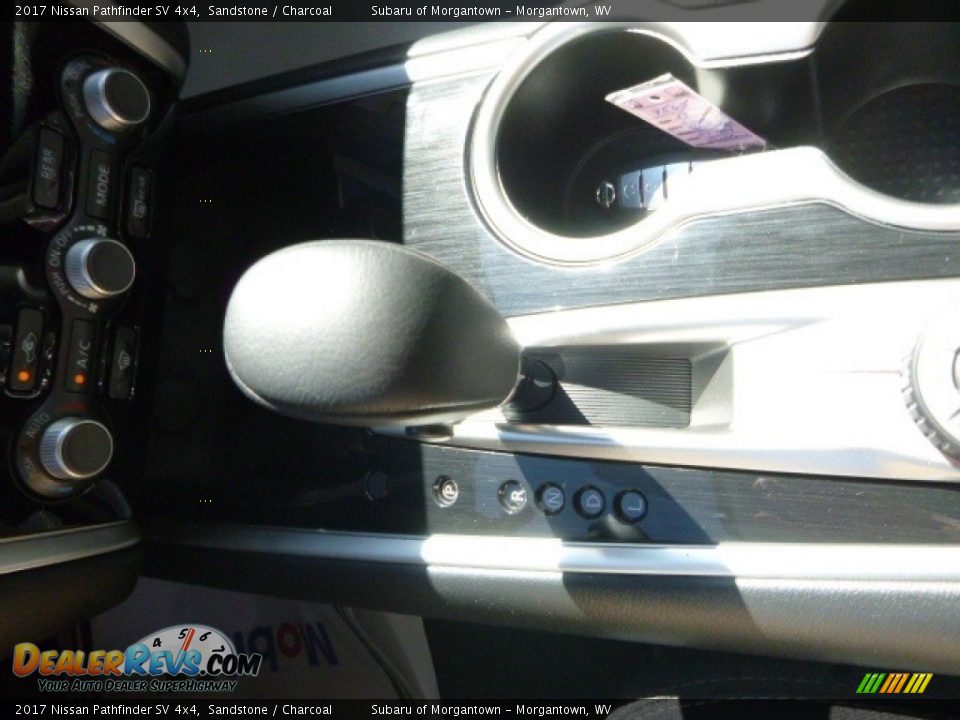 2017 Nissan Pathfinder SV 4x4 Sandstone / Charcoal Photo #20