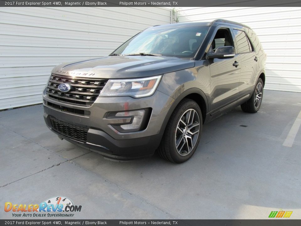Front 3/4 View of 2017 Ford Explorer Sport 4WD Photo #7