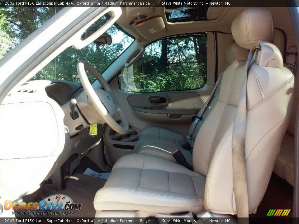 2003 Ford F150 Lariat SuperCab 4x4 Oxford White / Medium Parchment Beige Photo #9