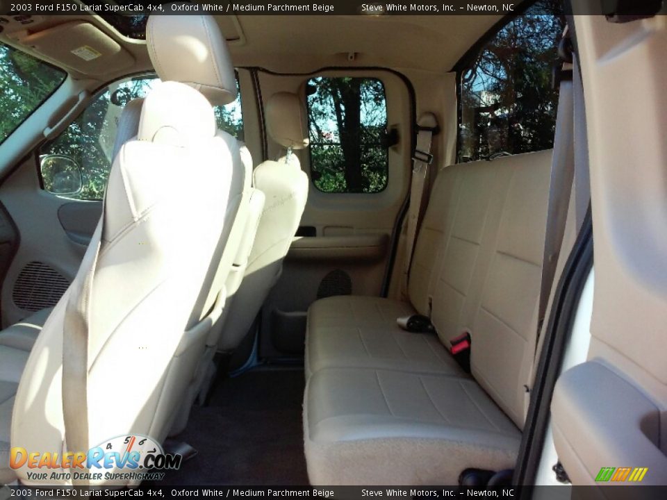 2003 Ford F150 Lariat SuperCab 4x4 Oxford White / Medium Parchment Beige Photo #10