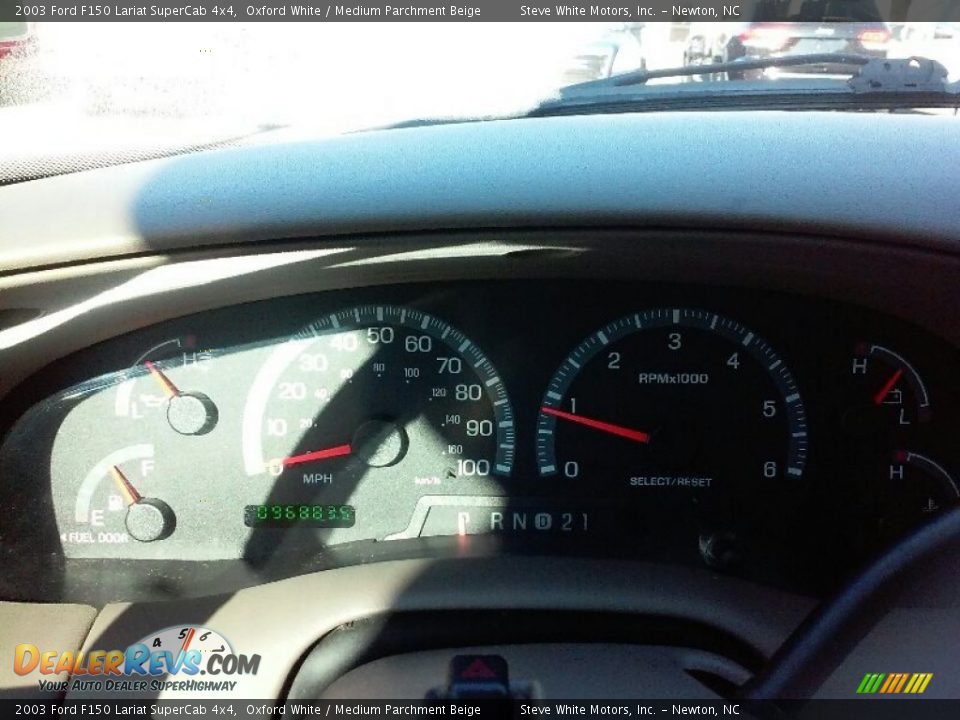 2003 Ford F150 Lariat SuperCab 4x4 Oxford White / Medium Parchment Beige Photo #17