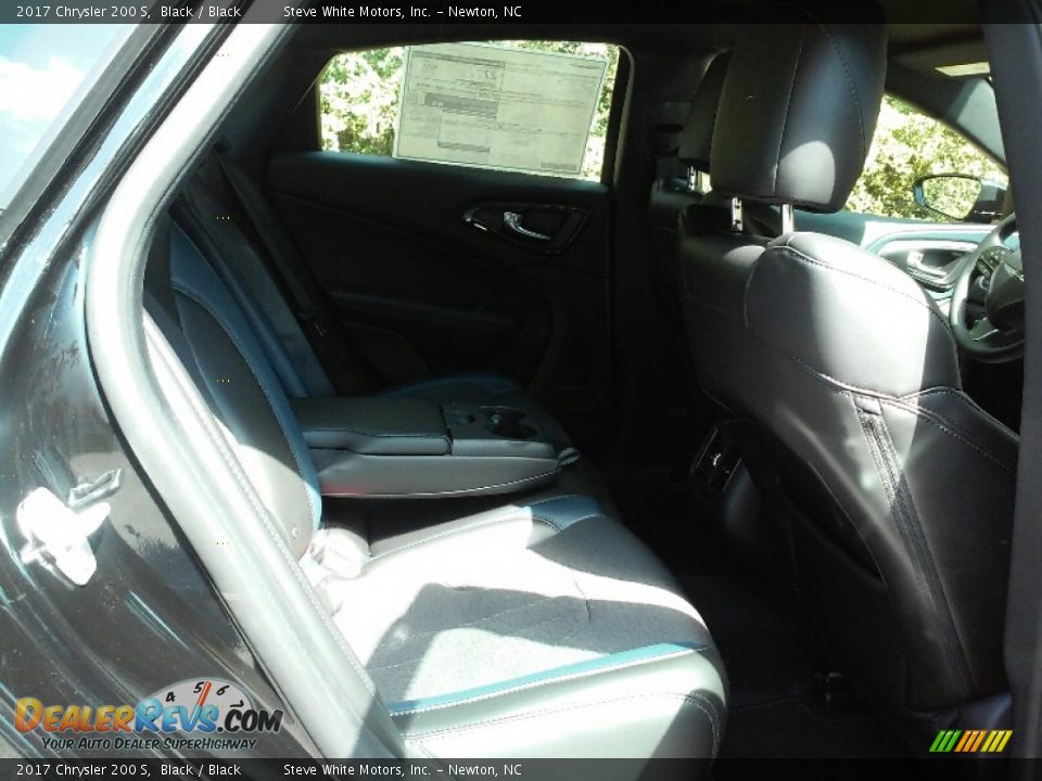 2017 Chrysler 200 S Black / Black Photo #12