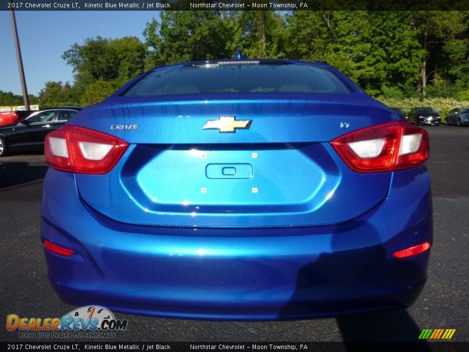 2017 Chevrolet Cruze LT Kinetic Blue Metallic / Jet Black Photo #7