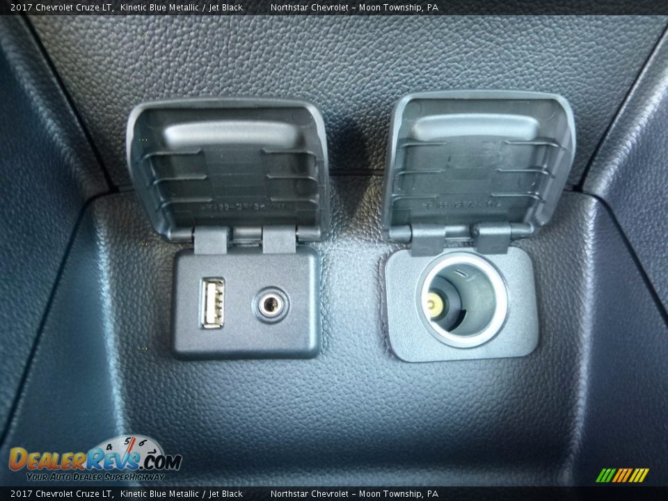2017 Chevrolet Cruze LT Kinetic Blue Metallic / Jet Black Photo #19
