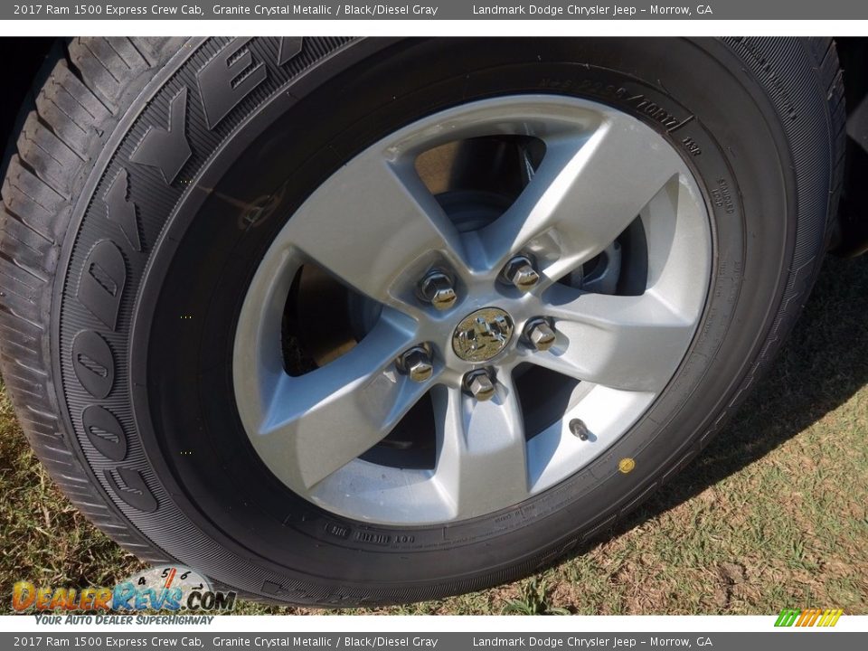 2017 Ram 1500 Express Crew Cab Granite Crystal Metallic / Black/Diesel Gray Photo #5