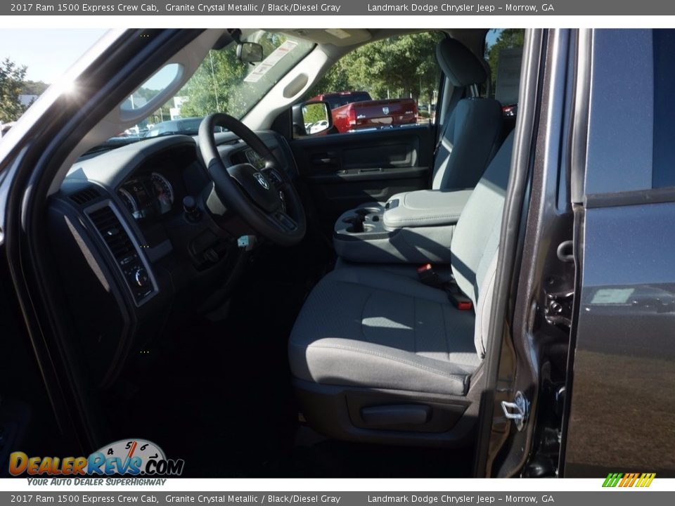 2017 Ram 1500 Express Crew Cab Granite Crystal Metallic / Black/Diesel Gray Photo #7