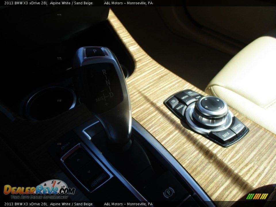 2013 BMW X3 xDrive 28i Alpine White / Sand Beige Photo #16