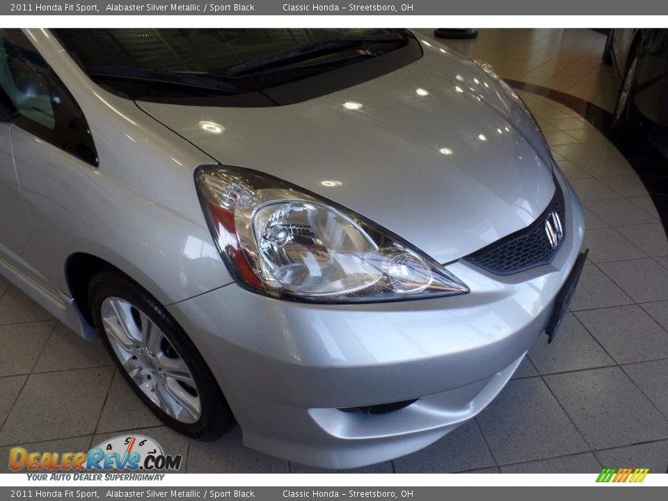 2011 Honda Fit Sport Alabaster Silver Metallic / Sport Black Photo #10