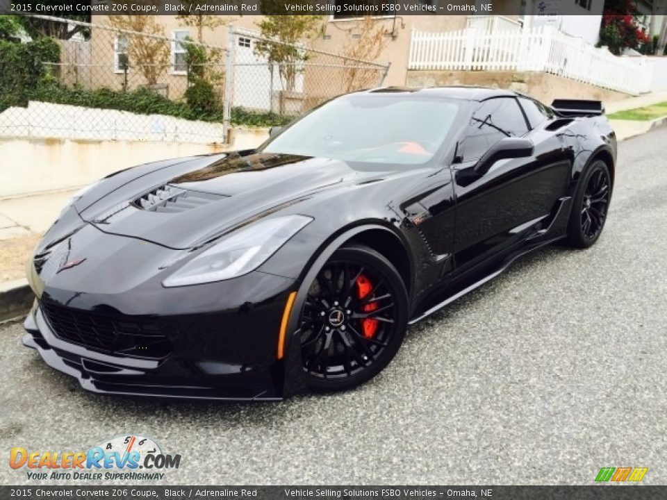 Front 3/4 View of 2015 Chevrolet Corvette Z06 Coupe Photo #1