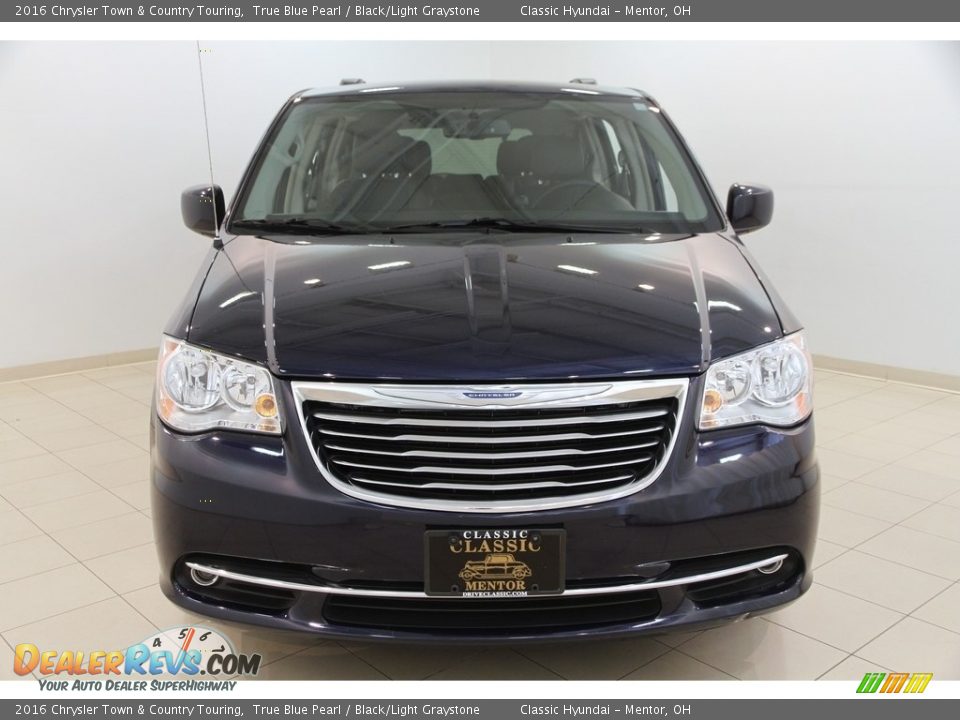 2016 Chrysler Town & Country Touring True Blue Pearl / Black/Light Graystone Photo #2