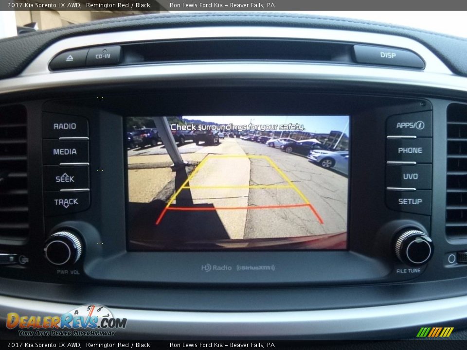 Controls of 2017 Kia Sorento LX AWD Photo #19