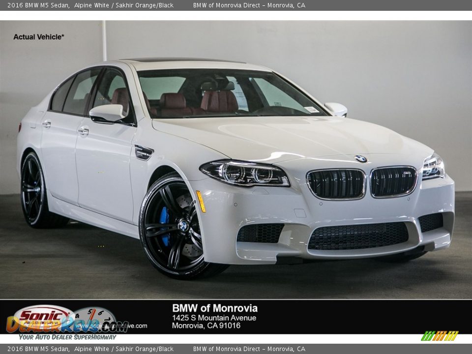 2016 BMW M5 Sedan Alpine White / Sakhir Orange/Black Photo #1