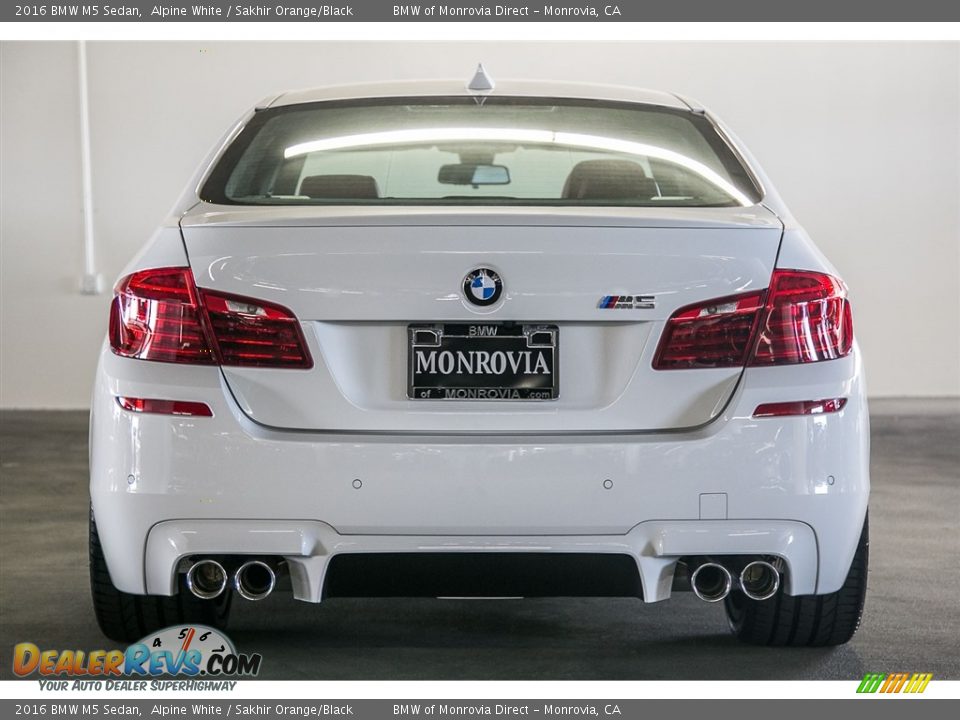 2016 BMW M5 Sedan Alpine White / Sakhir Orange/Black Photo #4