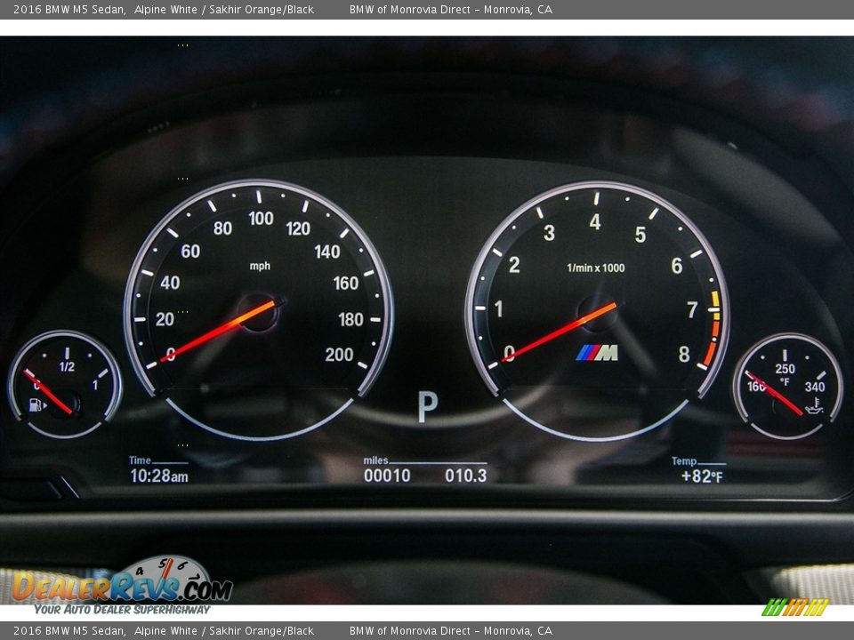 2016 BMW M5 Sedan Gauges Photo #7