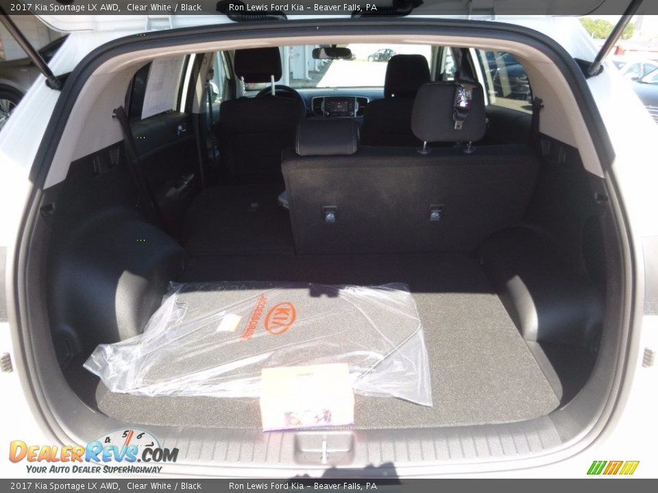 2017 Kia Sportage LX AWD Clear White / Black Photo #4