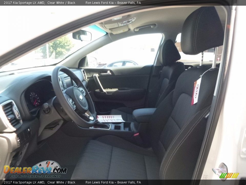 2017 Kia Sportage LX AWD Clear White / Black Photo #11