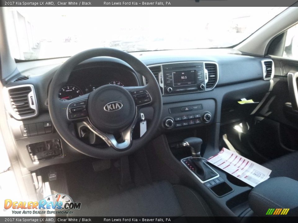 2017 Kia Sportage LX AWD Clear White / Black Photo #13
