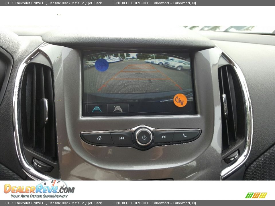 2017 Chevrolet Cruze LT Mosaic Black Metallic / Jet Black Photo #10
